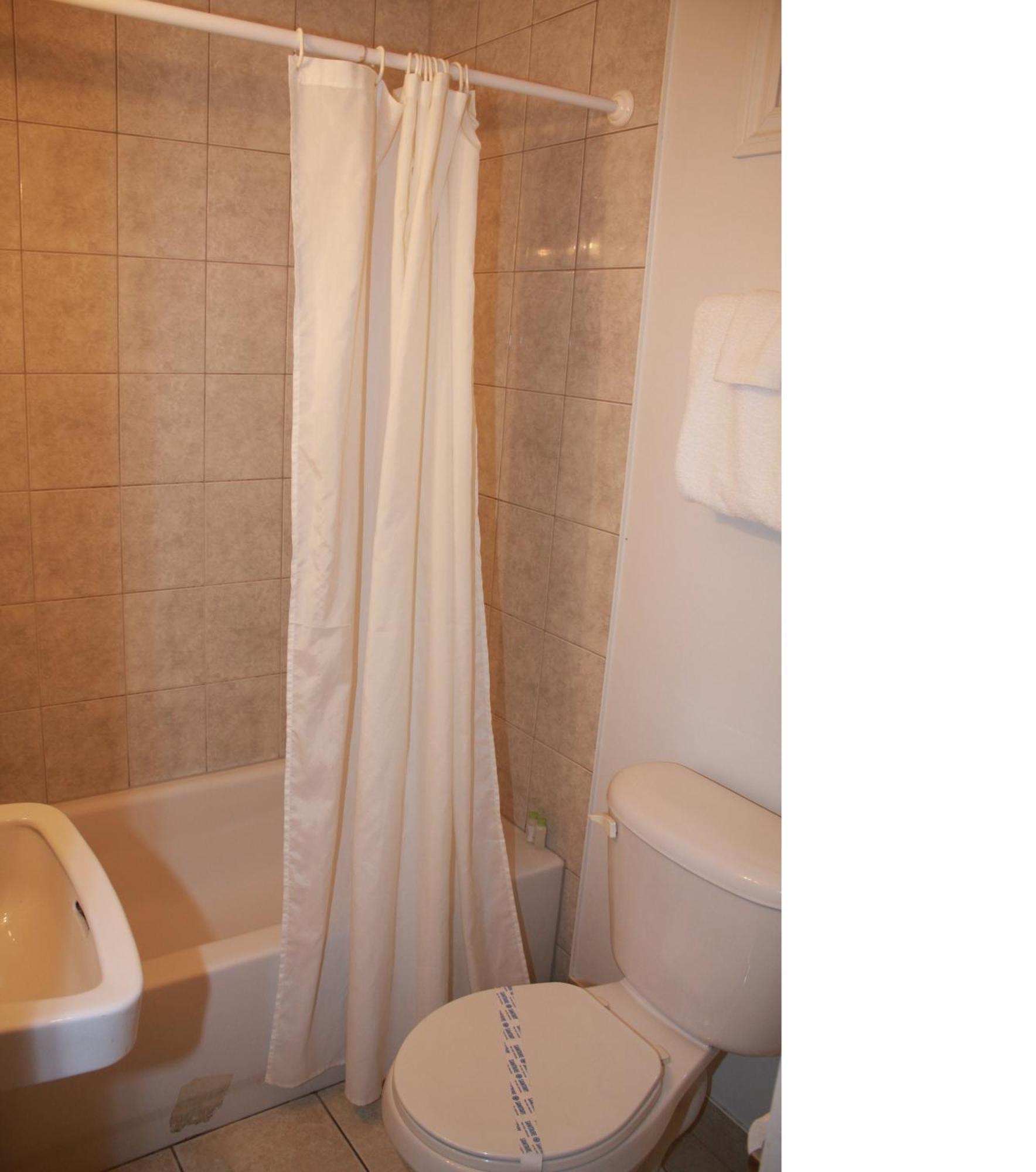 Grand Motel Saint-Hubert Longueuil Δωμάτιο φωτογραφία