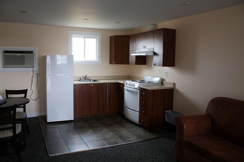 Grand Motel Saint-Hubert Longueuil Εξωτερικό φωτογραφία