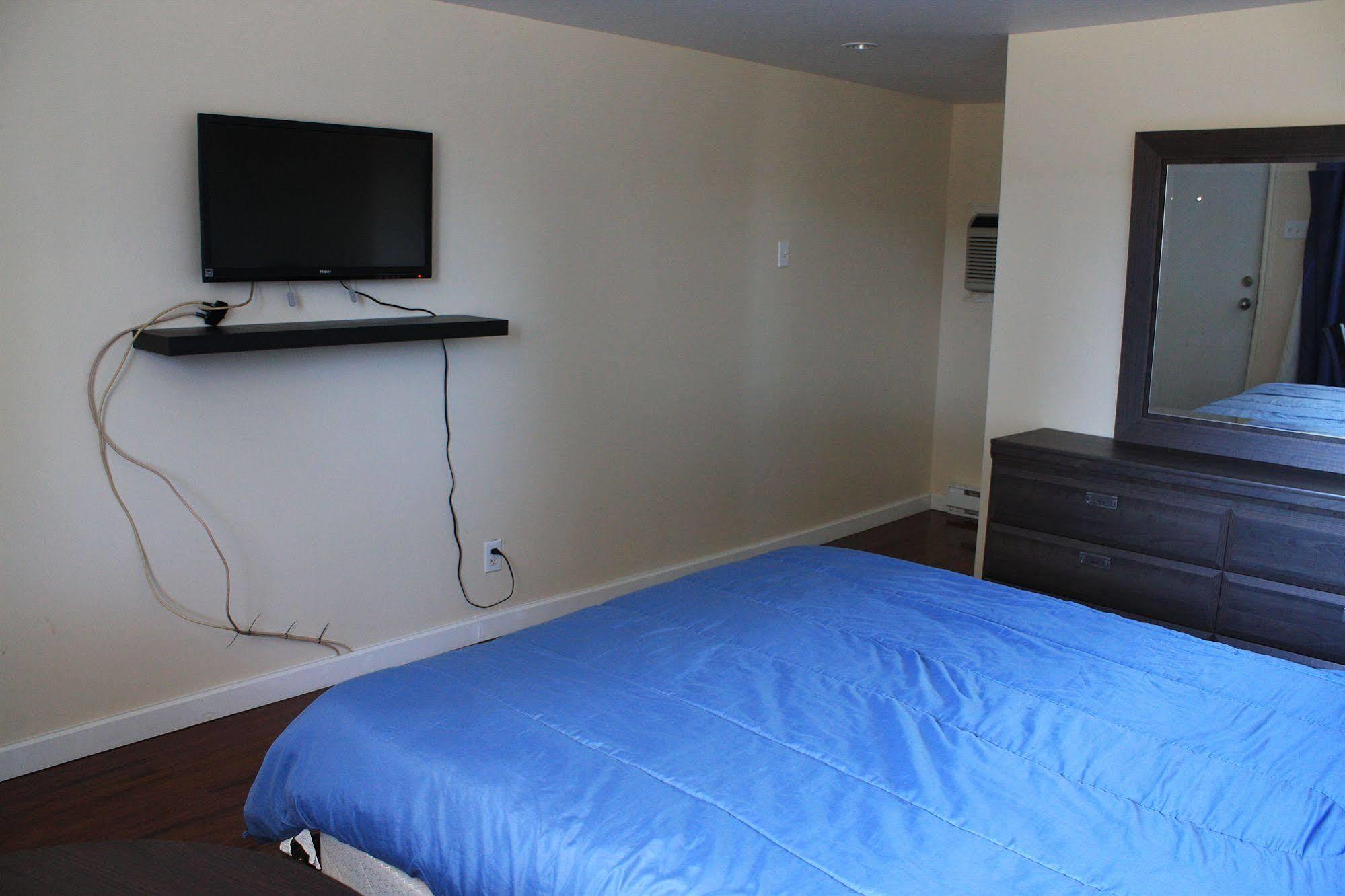 Grand Motel Saint-Hubert Longueuil Εξωτερικό φωτογραφία