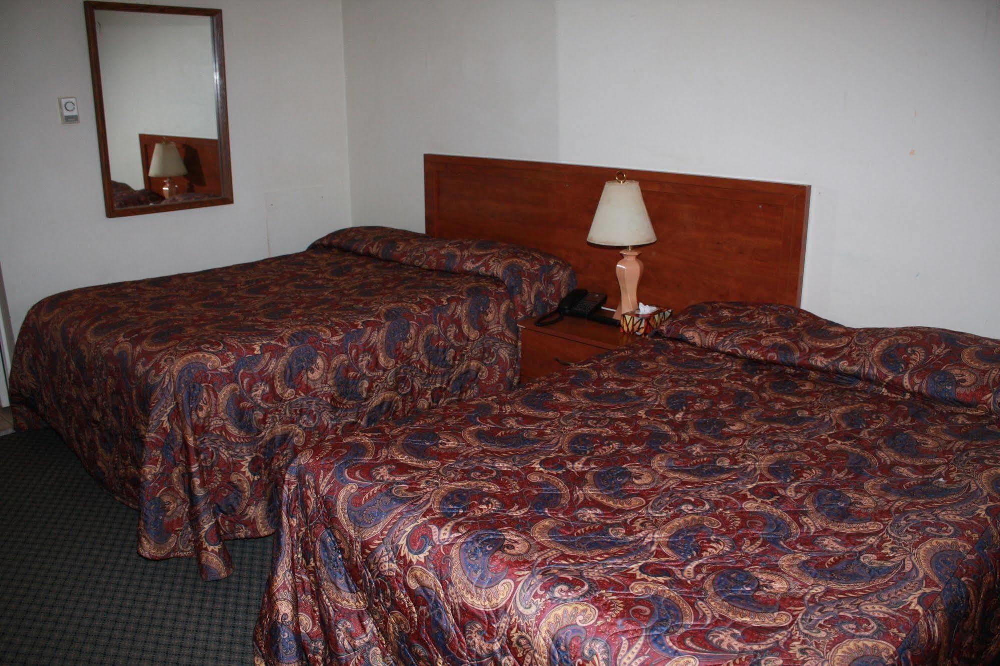 Grand Motel Saint-Hubert Longueuil Εξωτερικό φωτογραφία